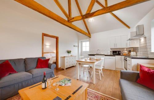 Hethel Casa | The Stable