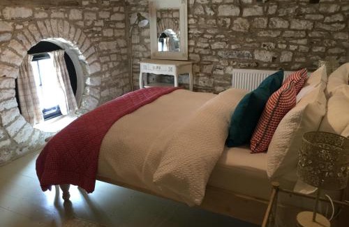 Pentrefelin Apartamento | The Stable Loft, Llwynhelig Manor