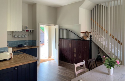 Woolage Green Cabaña | The Stable was renovated in 2020 to enhance your stay in the Canterbury area.