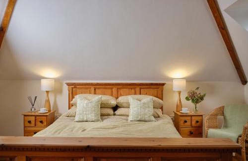 Hartland Casa | The Stables