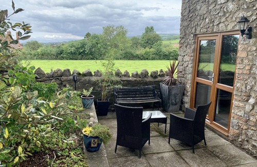 Easton Apartamento | The Stables, Lovely Country Apartment in a Converted Barn