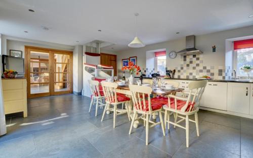 Lynton Casa | The Stables Lynton