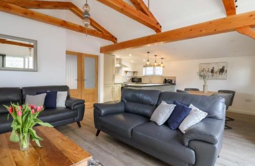 Axminster Casa | The Stables Merrydown