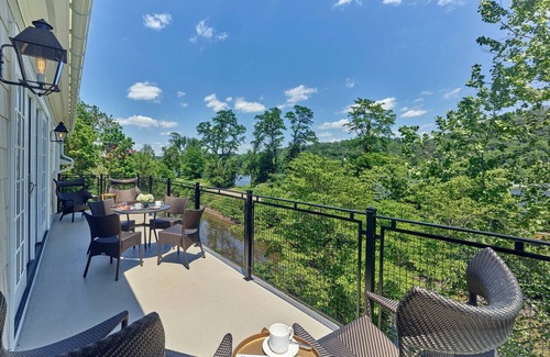 New Hope Apartamento | The Stanley Suite at River House at Odette's
