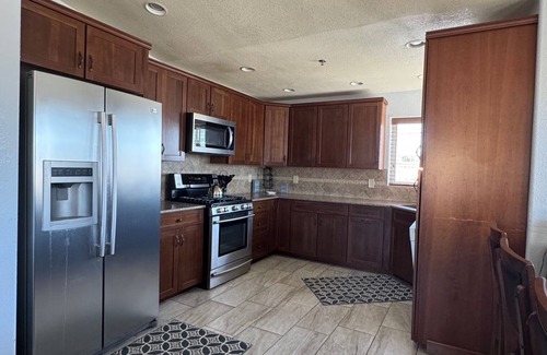 Cayucos Condominio | THE STARFISH is Steps to the Beach & downtown Cayucos.