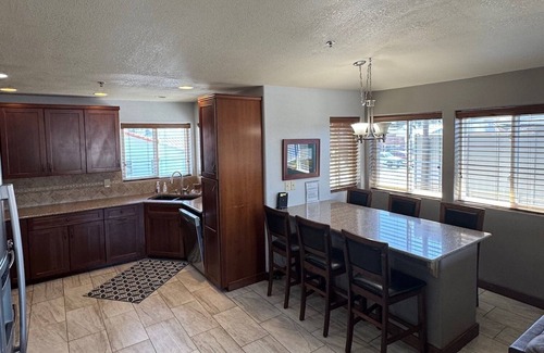 Cayucos Condominio | THE STARFISH is Steps to the Beach & downtown Cayucos.