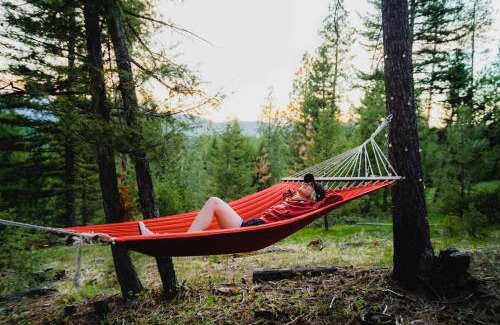 Missoula Casa | The Stargazer A-frame Cabin with Mtn View, Hot Tub