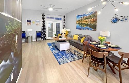 Bentonville - Fayetteville Apartamento | The Stay at Steuben Fire Pit Brand new furniture