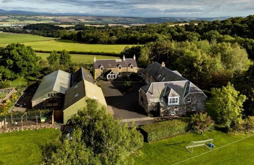 Perth Cabaña | The Steading at Pitmeadow Farm