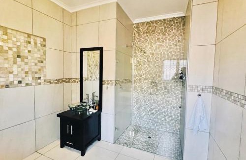 Msukaligwa Casa | The Stella Guest House & Spa