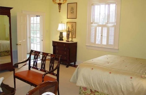 Historic Downtown Savannah Cama Y Desayuno | The Stephen Williams House