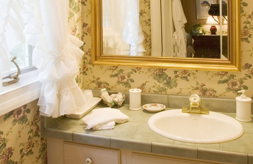 Glendale Cama Y Desayuno | The Stockbridge Country Inn Closest B&B to Norman Rockwell Museum and Chesterwood