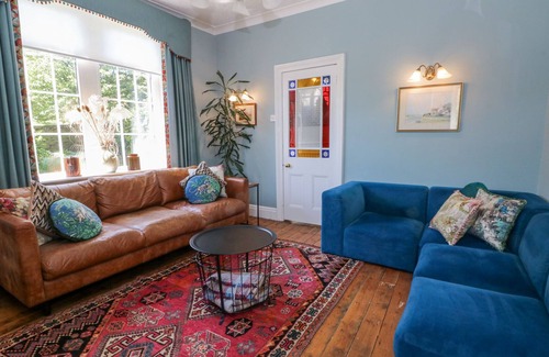 Oakworth Casa | THE STONE MASONS HOUSE, pet friendly, with hot tub in Oakworth