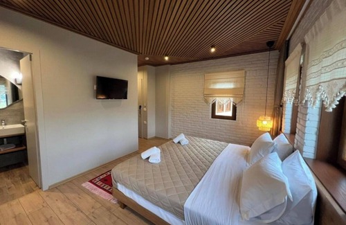 Gjirokaster Hotel | The Stone Sky Hotel