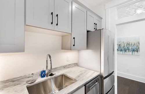 Westside Apartamento | The Stono Suite at 697 King