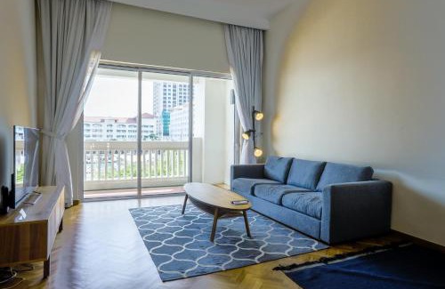 Seri Tanjung Pinang Casa | The Straits Quay Marina by Messina Clive