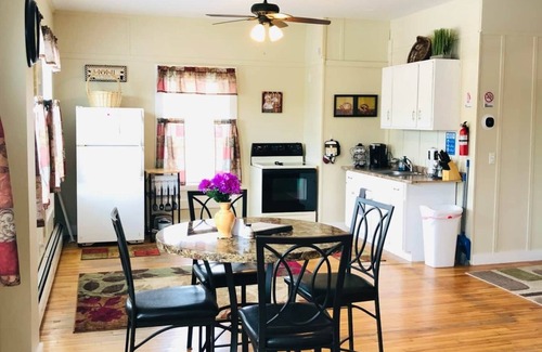 Guild Apartamento | The Studio at 57 Main *10 Mins to Sunapee