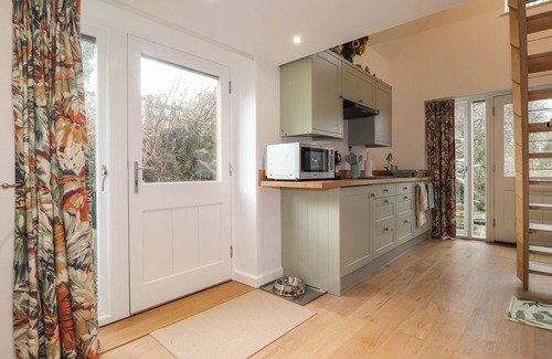 Newport Cabaña | The Studio at Dan y Garn