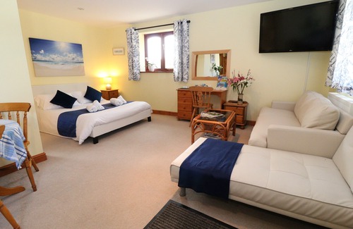 Callington Cabina | El estudio y la terraza, el hermoso valle de Tamar, Nr Moors & Coast