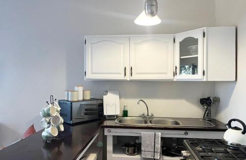 Old Place Apartamento | The Studio on Boekenhout