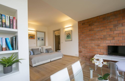 Cerro Apartamento | The Stylish Flat Lake Maggiore, Laveno Mombello, Italy
