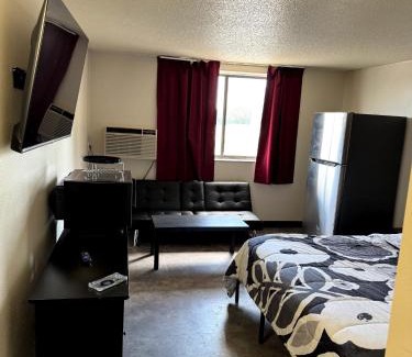 Rapid City Hotel | The Suite Inn