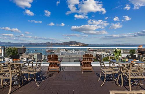Fisherman's Wharf Complejo | The Suites at Fisherman's Wharf