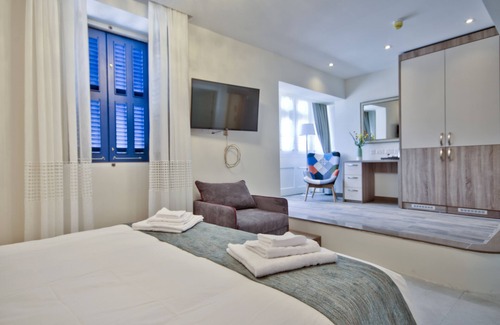 Kirkop Cama Y Desayuno | The Suites - Piazza Kirkop