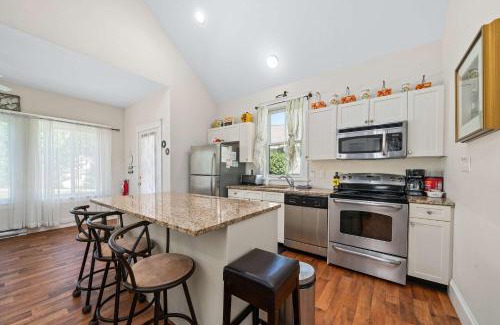 Cherry Valley Casa | The Sumac - 8 Natures