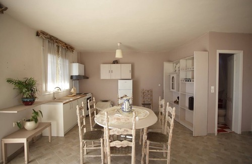 Agii Apostoli Casa | The Summer House by Argo Hotel