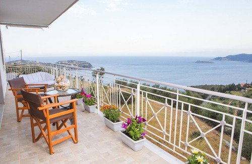 Agii Apostoli Casa | The Summer House by Argo Hotel