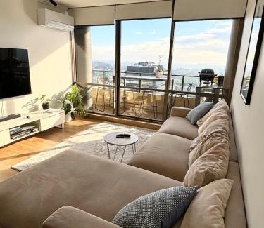 Spring Hill Apartamento | The Summit Apartments - Spacious 9th floor apartment