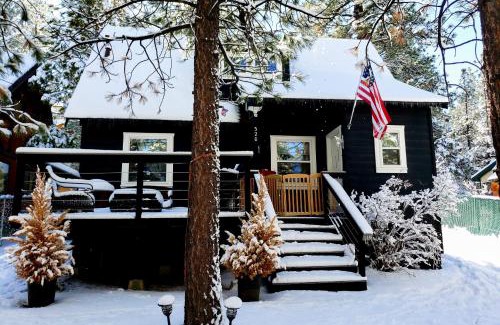 Big Bear City Casa | The Summit at Sherwood #618