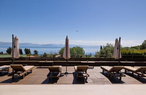 Dafnata Casa | The Summit Escape House