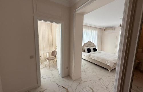 Craiova Apartamento | The Sun Building Rooftop Studio