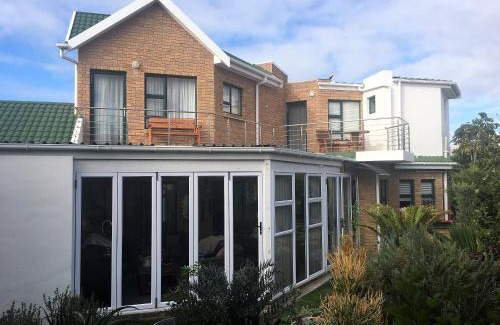 L'Agulhas Cama Y Desayuno | The Sun Catcher Bed & Breakfast