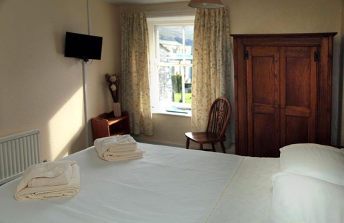 Dent Hotel | The Sun Inn