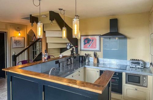 Middlemarsh Casa | The Sunday Schoolroom