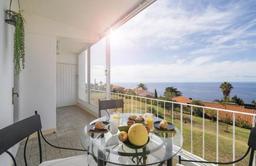 Garajau Apartamento | The Sunny Apartment by Atlantic Holiday