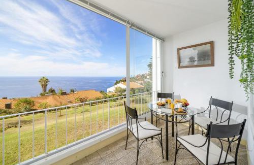 Garajau Apartamento | The Sunny Apartment by Atlantic Holiday