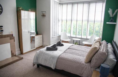 Eastbourne Casa | The Sunny Side, FREE CAR PARK, 3 minutes to the beach