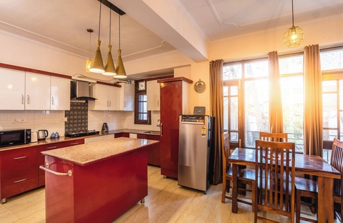Shimla Apartamento | The Sunset Abode Shimla 4BR Valley Views