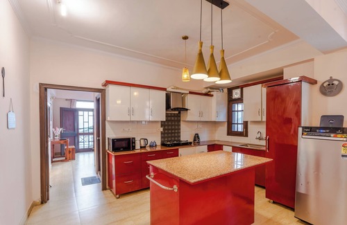 Shimla Apartamento | The Sunset Abode Shimla 4BR Valley Views