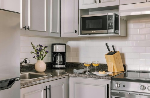Davie Village Apartamento | The Sunset Hotel West End, Sonder by Marriott Bonvoy