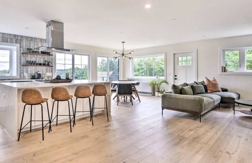 Greensboro Bend Casa | The Sunset Mountain House, in Greensboro Bend