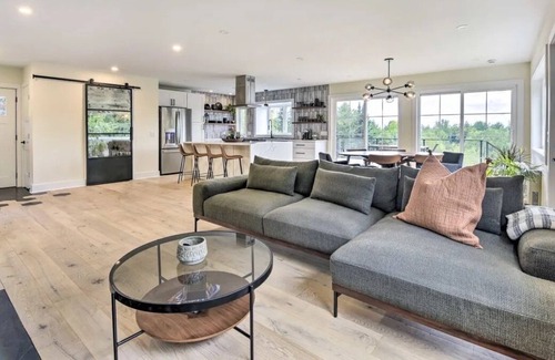 Greensboro Bend Casa | The Sunset Mountain House, in Greensboro Bend