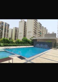 Zirakpur Apartamento | The SUNset, Zirakpur 3bhk flat for families only