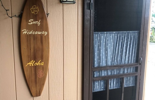 Historic Kailua Village Apartamento | The Surf Hideaway is walking distance to everything Kona