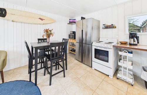 Westport Cabina | The Surf Shack in Westport: Cozy Cabin Near the Beach