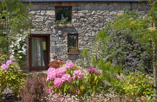 Roscoe Casa | 'The Swallow Loft' at Leitriff House - 19thC Stone Barn conversion